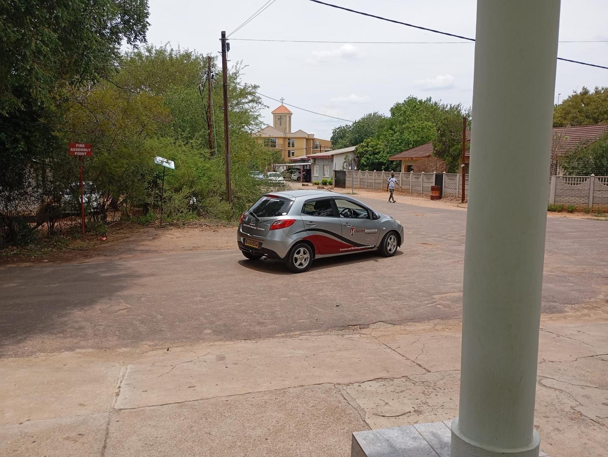 Brackendene Lodge Gaborone Exterior photo